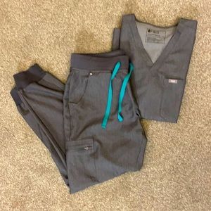 Figs medium graphite set.